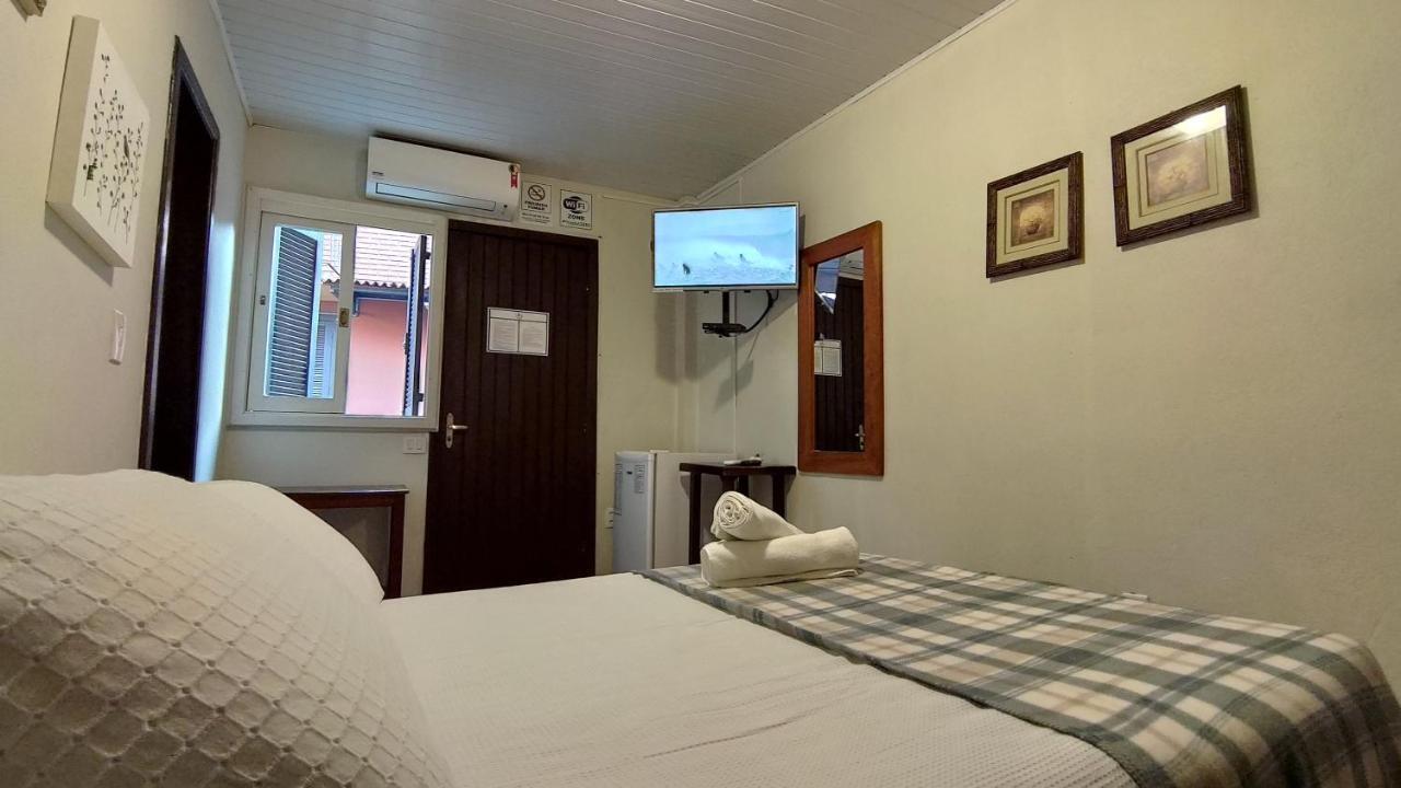 Gramado Hostel Экстерьер фото